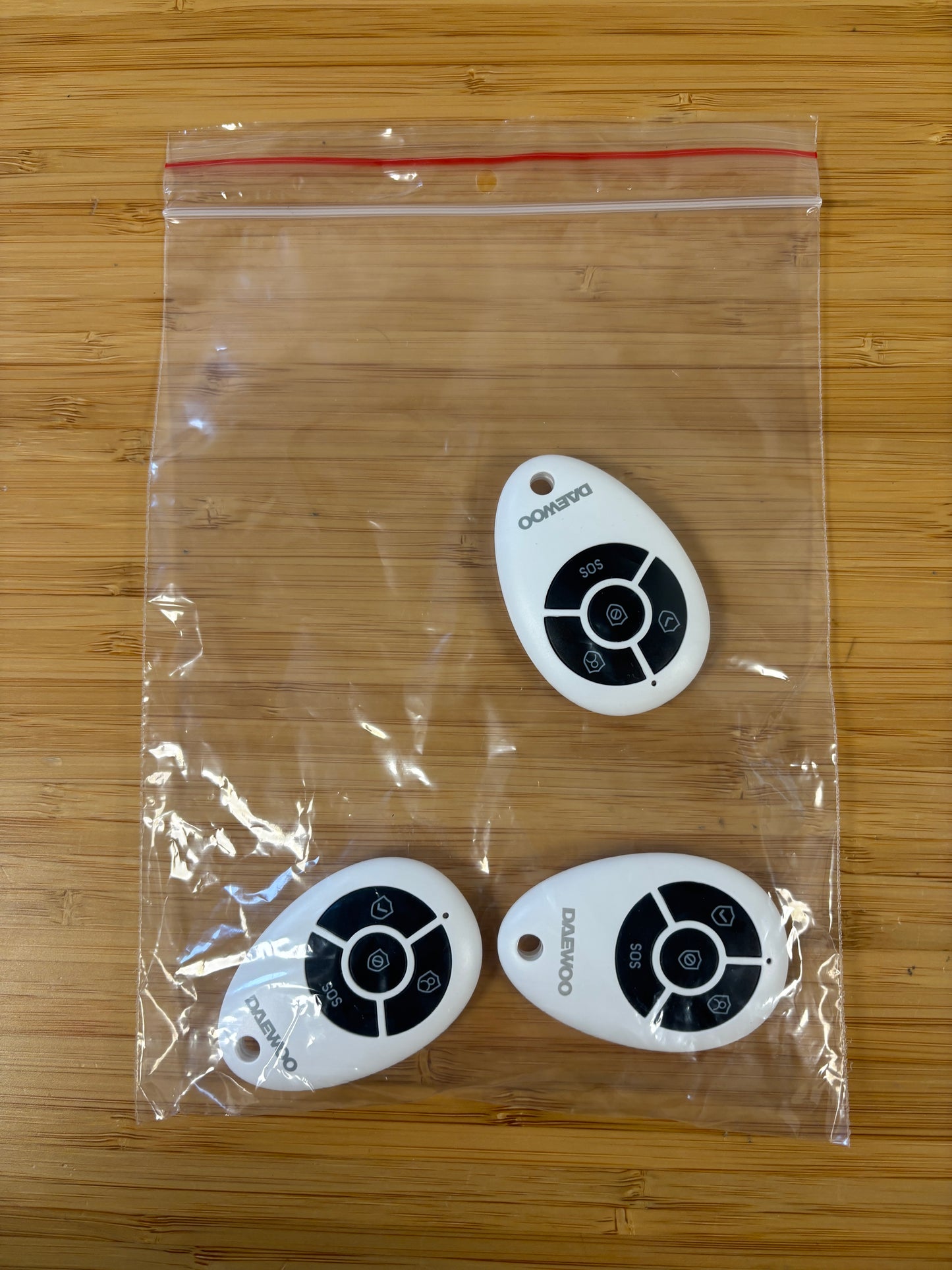 Lot de 3 télécommandes WRC301 - Reconditionné